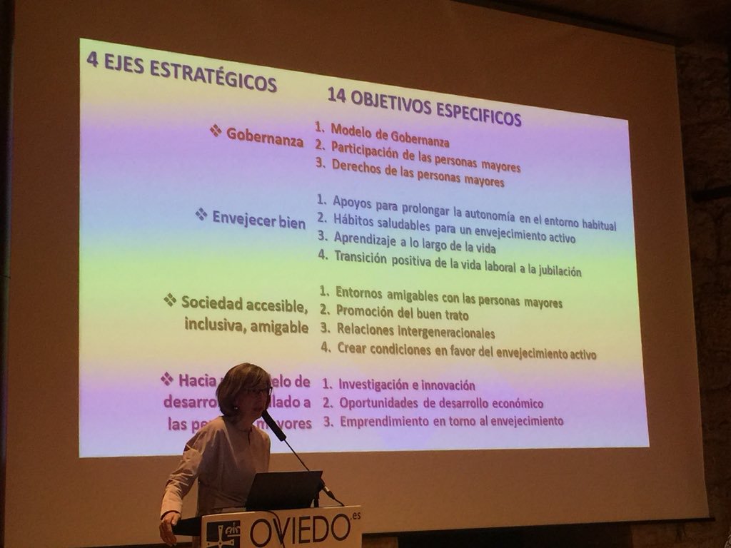 Nerea Eguren, Directora General de Planificación, Ordenación e Innovación Social, presenta ejes estratégicos y los objetivos especificos del #ESTRENA